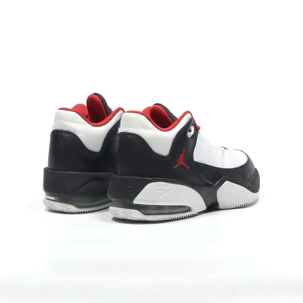 Air Jordan Max Aura 3 Sneakers Leather White Color For Kids