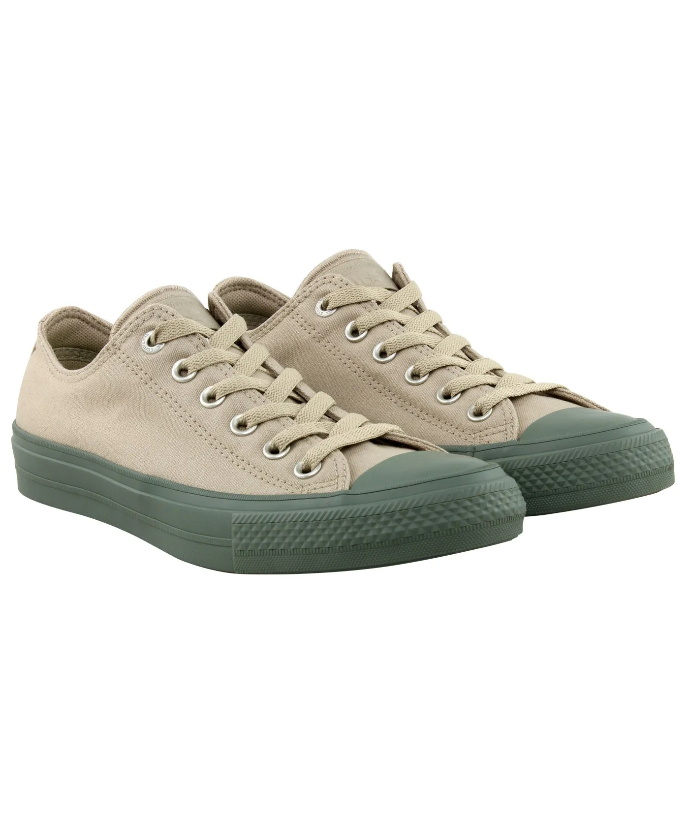 CTAS II Contrasting Low Top Sneaker