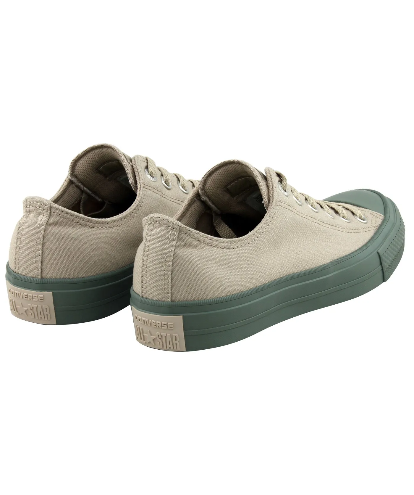 CTAS II Contrasting Low Top Sneaker