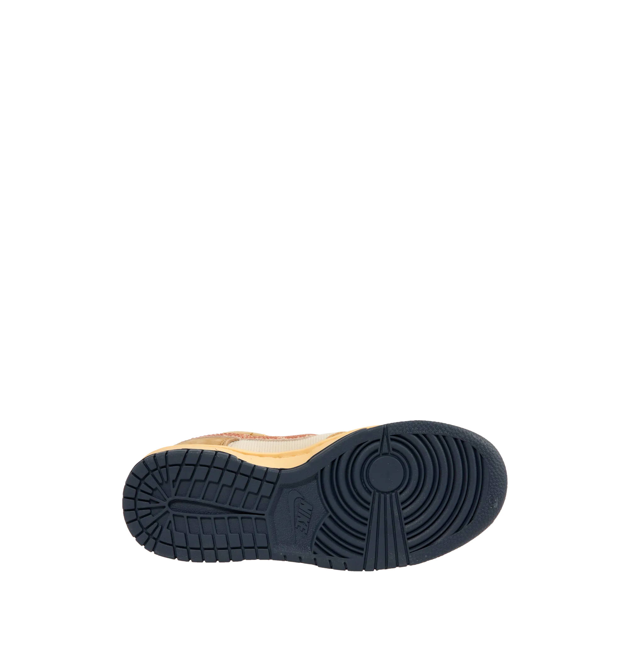 Dunk Low Retro SE Sneakers (Mens)