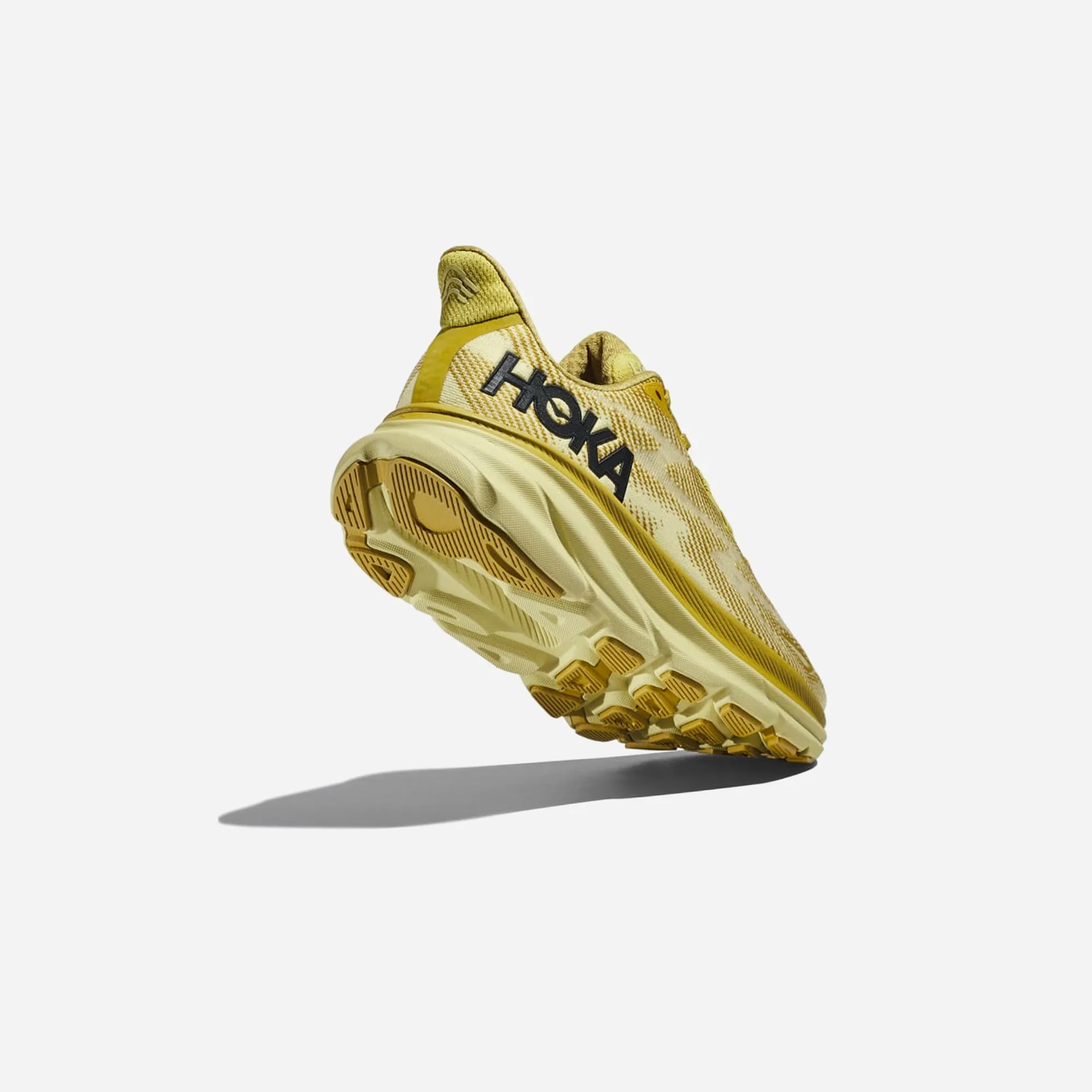 Hoka Clifton 9 golden lichen celery root WMNS