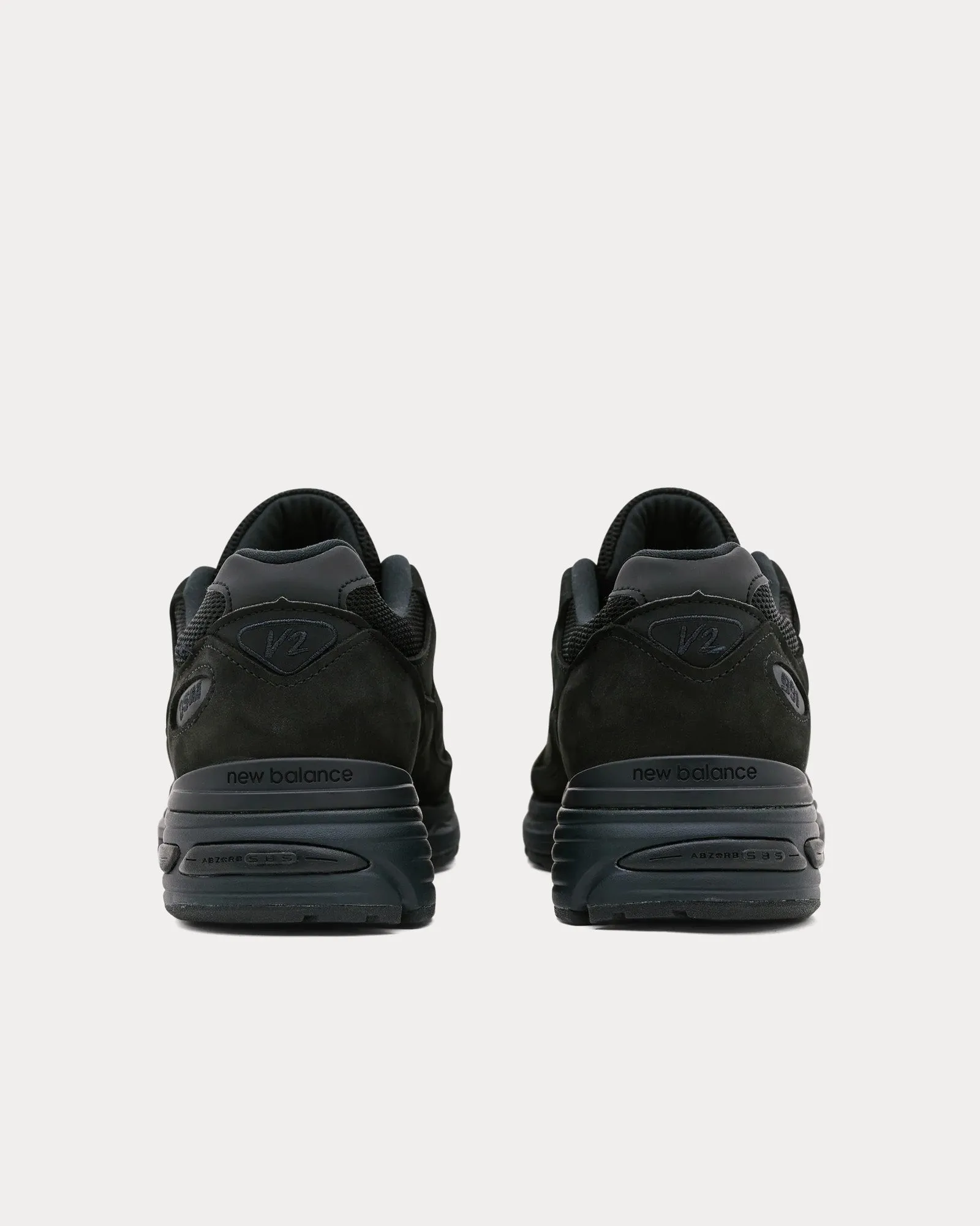 MADE in UK 991v2 Black Low Top Sneakers