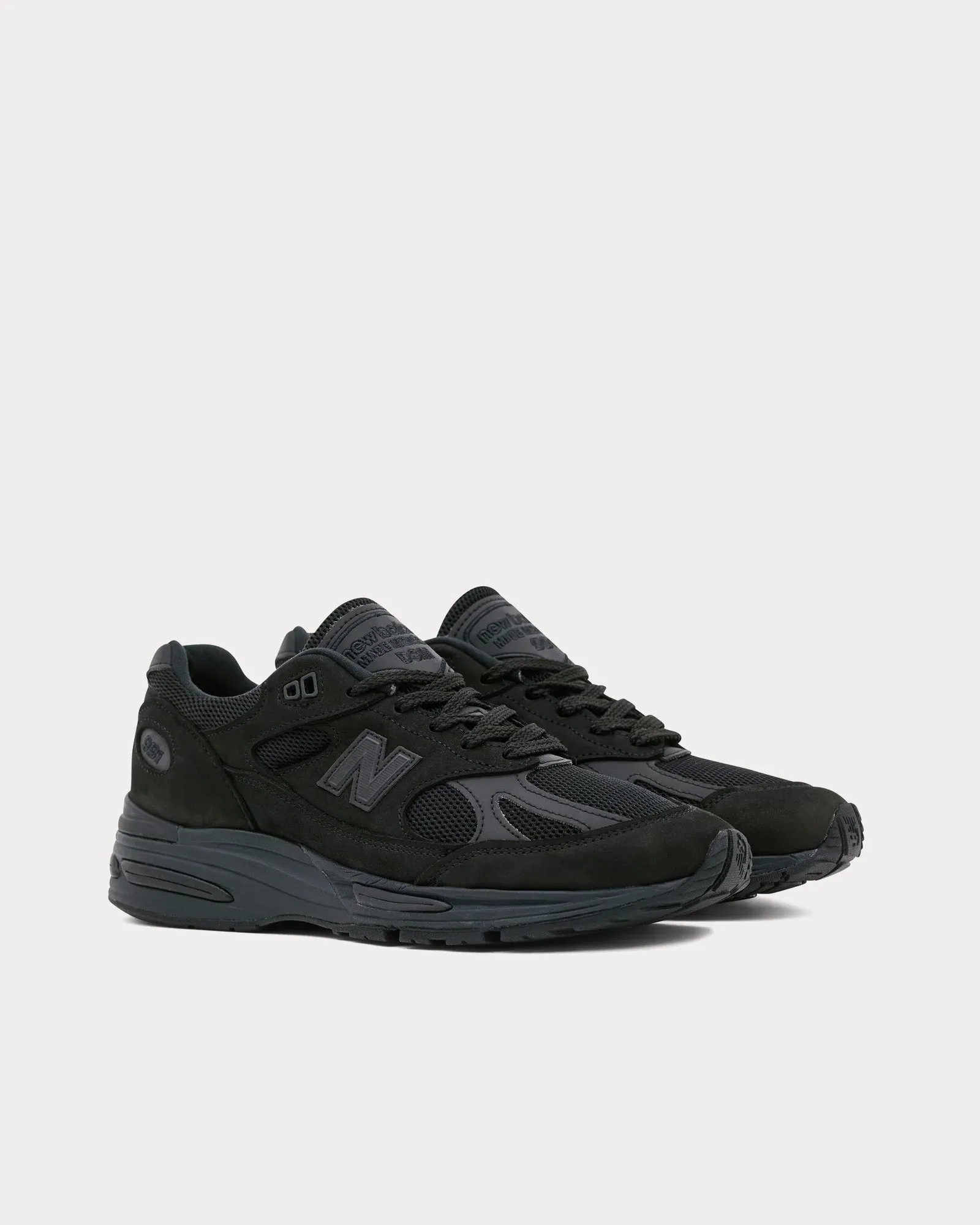 MADE in UK 991v2 Black Low Top Sneakers