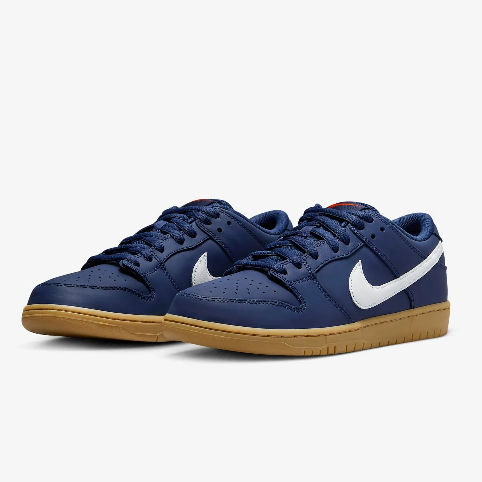 Nike SB Dunk Low Pro Skate Shoes