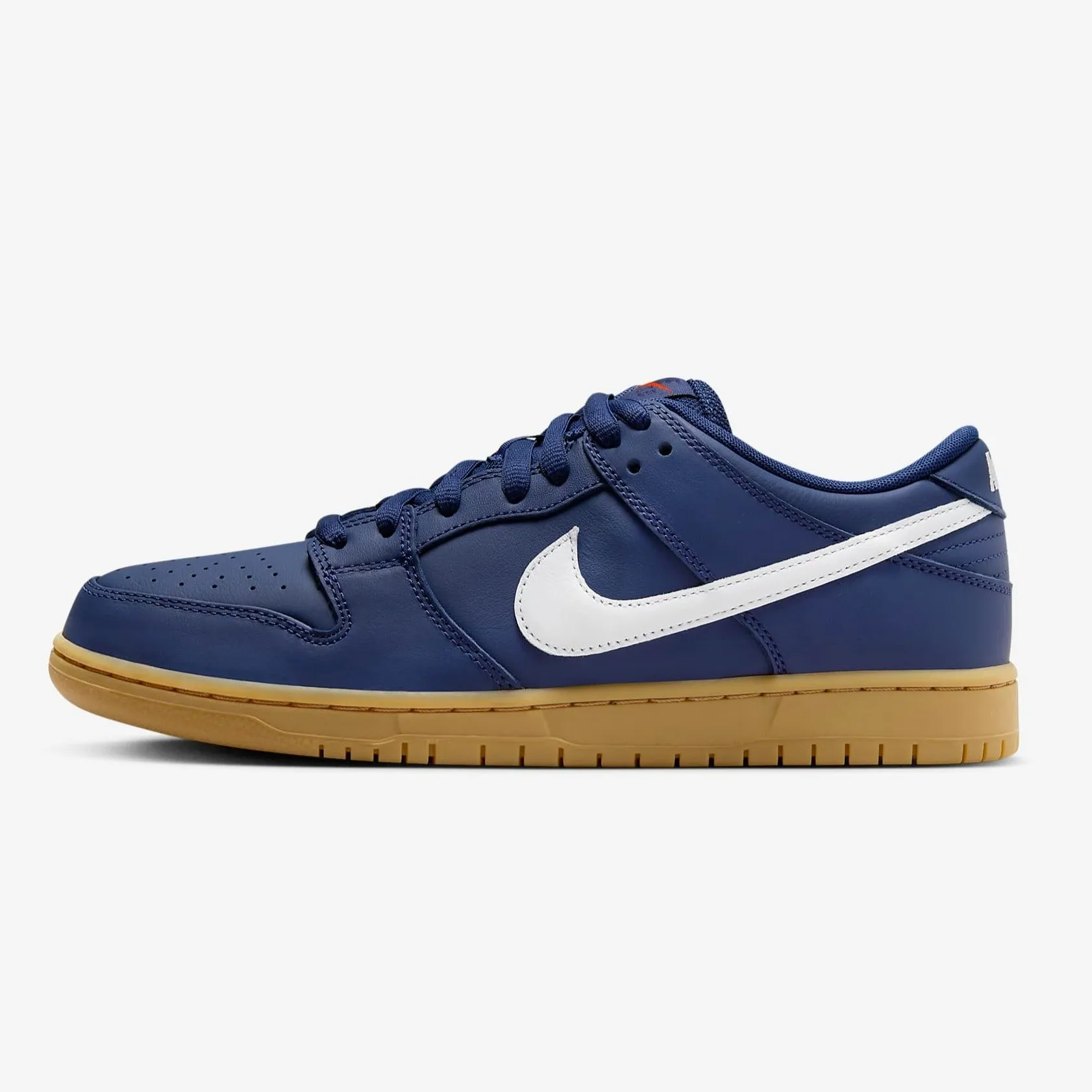 Nike SB Dunk Low Pro Skate Shoes