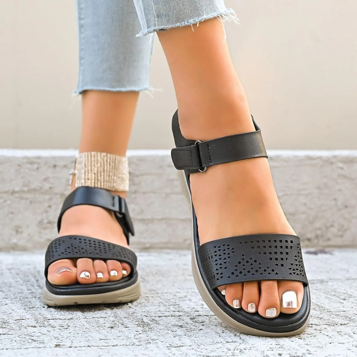 Women's Fashion Walking Sandals 2025 Summer Casual Open Toe Ankle Strap Platform Slip on Wedge Shoes with Arch Support Low Heel Beach Walking Platform Wedges Shoes